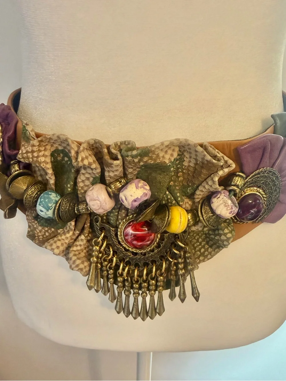 Nins Arjani eye catching